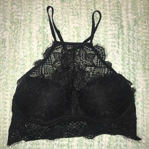 Victoria’s Secret Push-Up Halter Bralette🌹